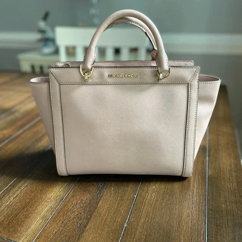 Michael Kors Brandi satchel